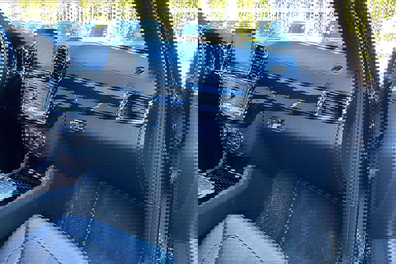 Used 2018 Mercedes-Benz GLS 550 4MATIC image 18