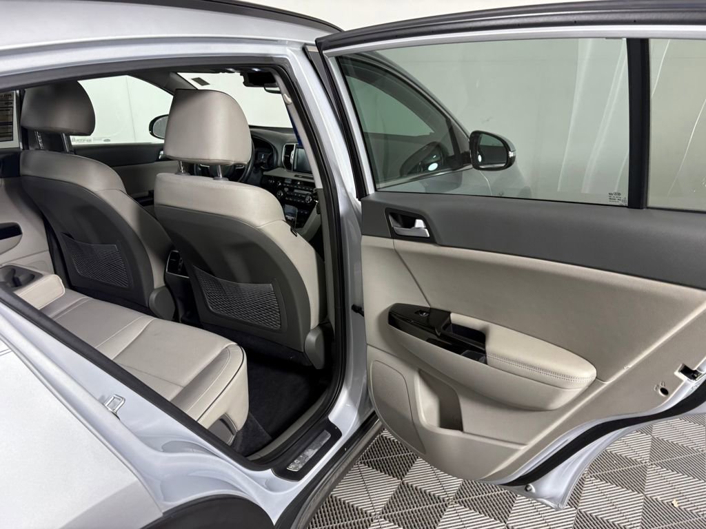 Used 2018 Kia Sportage SX image 33