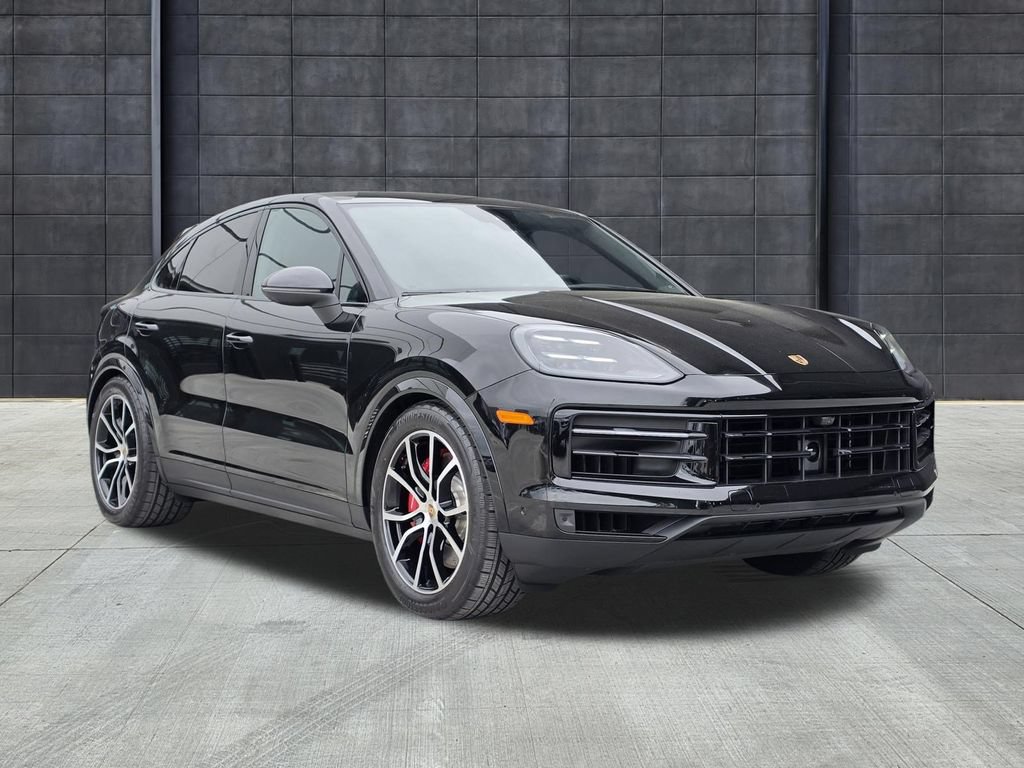 Certified 2026 Porsche Cayenne S AWD/4WD image 5