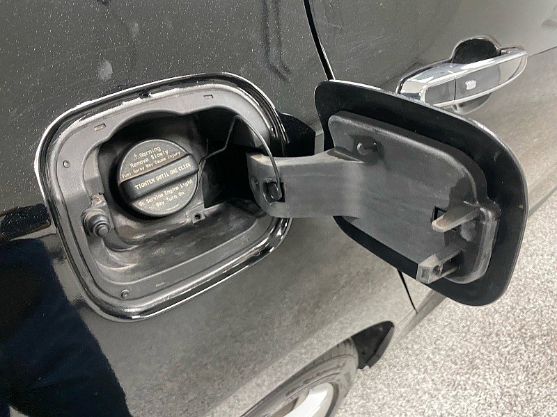 Used 2017 Chevrolet Volt LT image 28