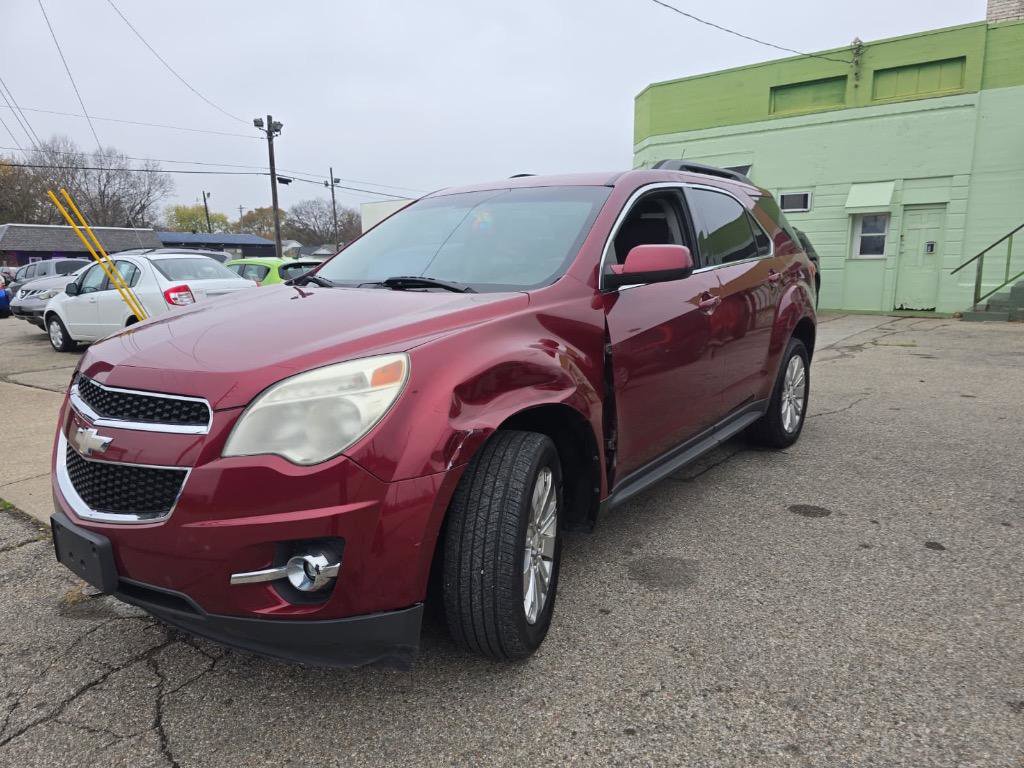 Used 2011 Chevrolet Equinox LT image 2