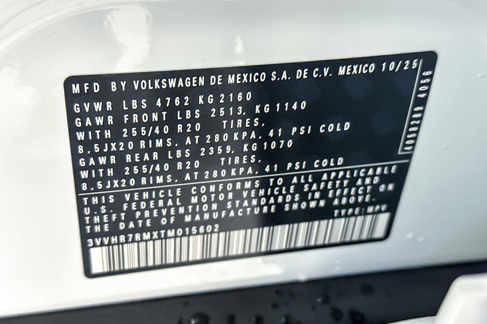 New 2026 Volkswagen Tiguan SE R-Line image 26