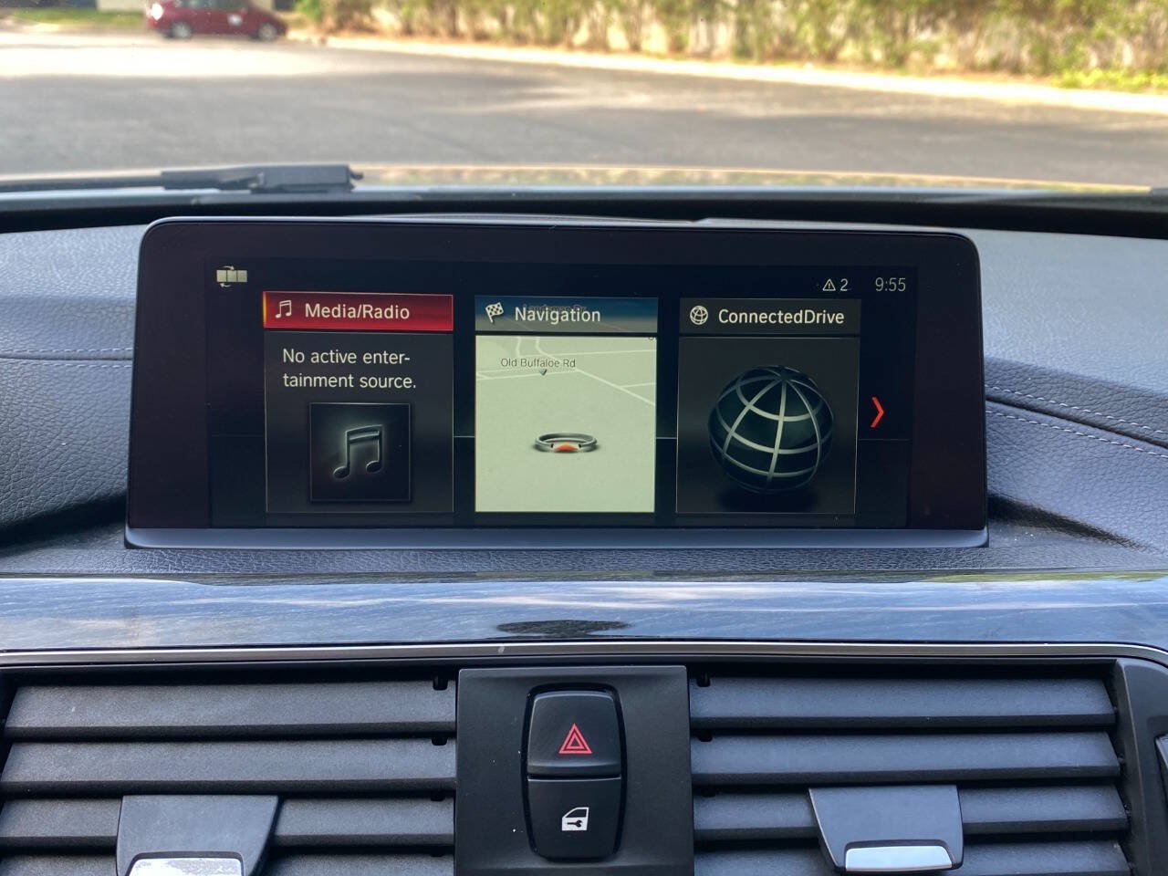 Used 2018 BMW 330i xDrive Sedan AWD/4WD image 25