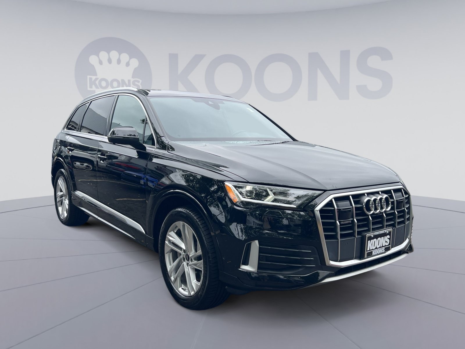 Used 2023 Audi Q7 2.0T Premium w/ Convenience Package AWD/4WD image 8
