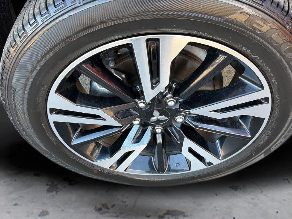 Used 2024 Mitsubishi Eclipse Cross SE AWD/4WD image 30