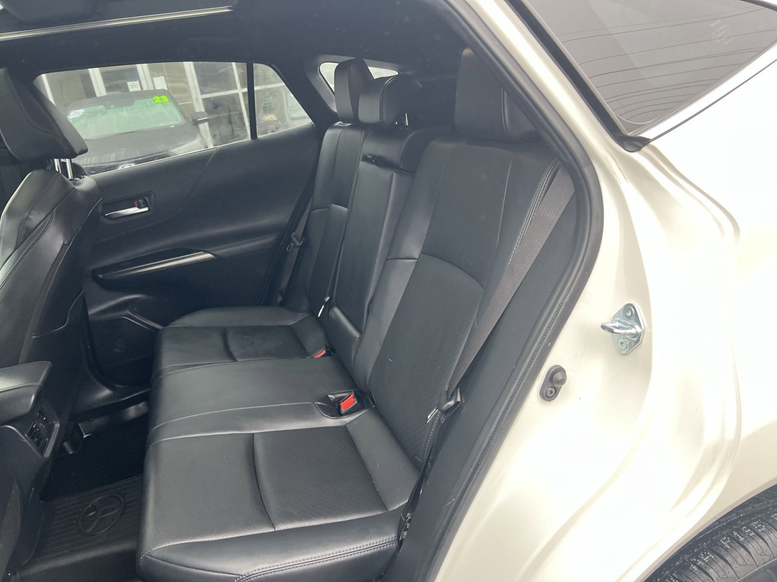 Used 2022 Toyota Venza Limited w/ Advanced Technology Package image 25