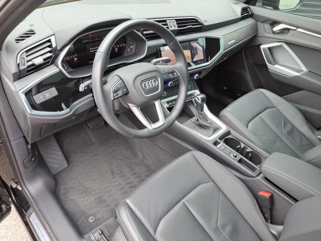 Used 2022 Audi Q3 2.0T Premium Plus image 19