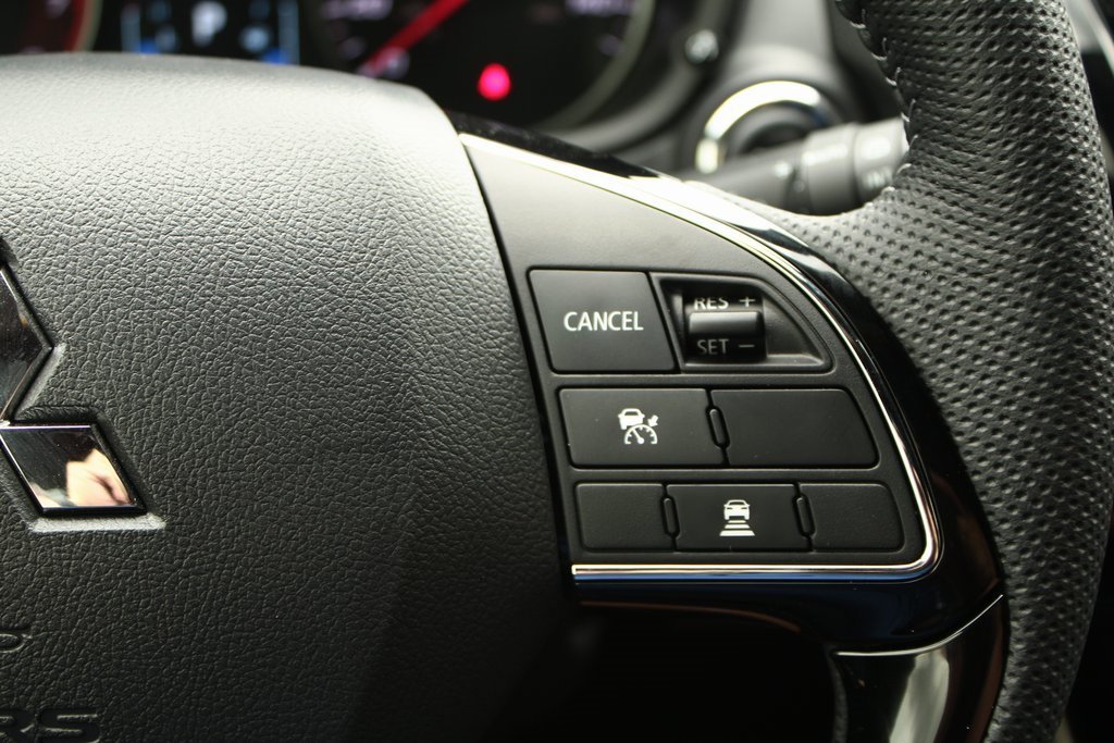 New 2025 Mitsubishi Eclipse Cross SEL image 17