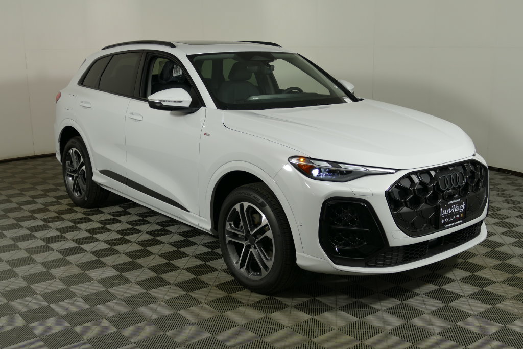 New 2026 Audi Q5 2.0T