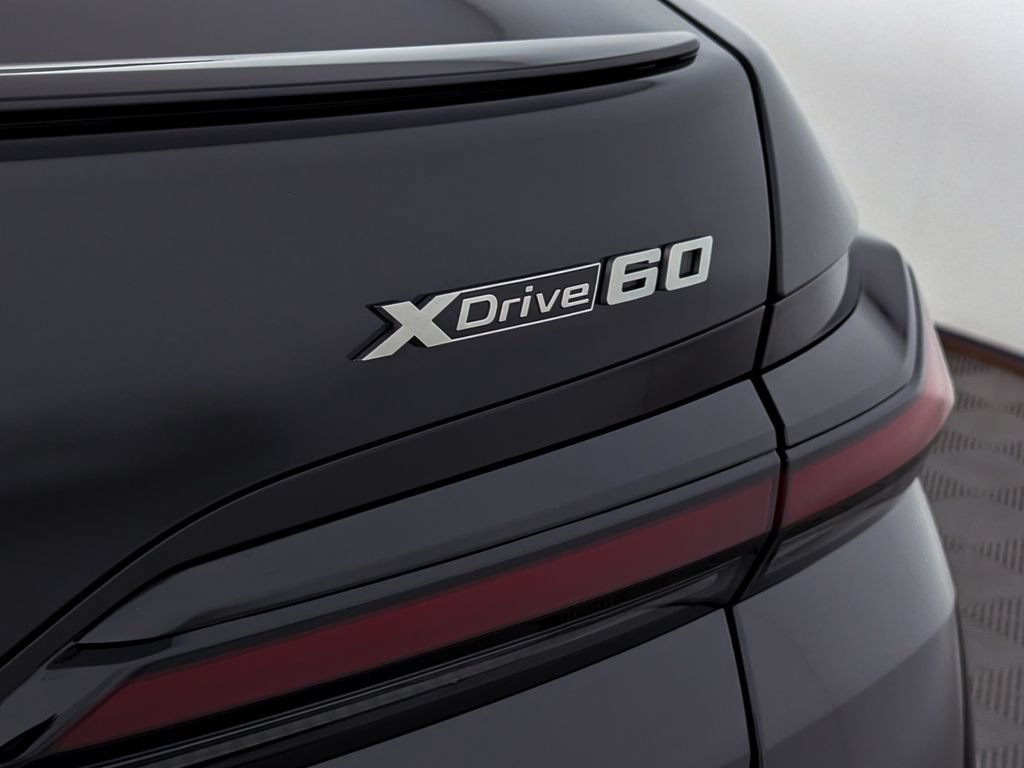 Used 2026 BMW i7 xDrive60 AWD/4WD image 12