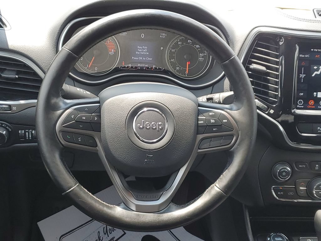 Used 2020 Jeep Cherokee Limited AWD/4WD image 25