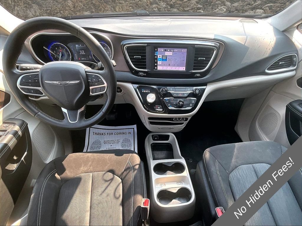 Used 2024 Chrysler Voyager LX FWD image 10