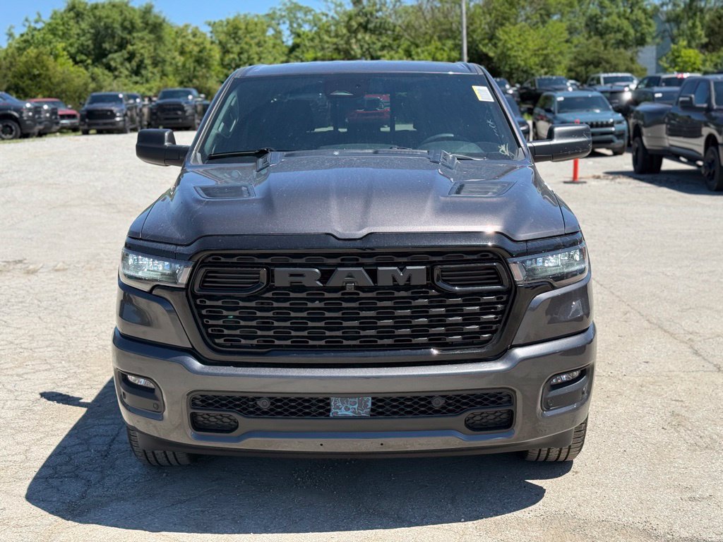 New 2026 RAM 1500 Express AWD/4WD image 3