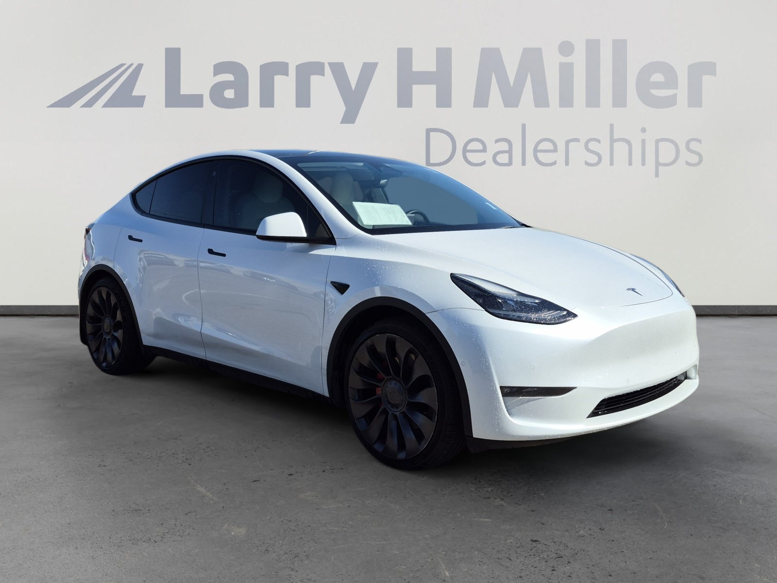 Used 2022 Tesla Model Y Performance AWD/4WD image 7