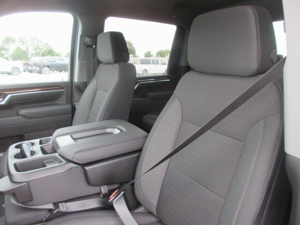 New 2026 GMC Sierra 2500 SLE w/ SLE Value Package; image 15