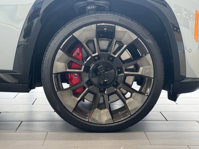 Used 2025 BMW XM Label Red video 3