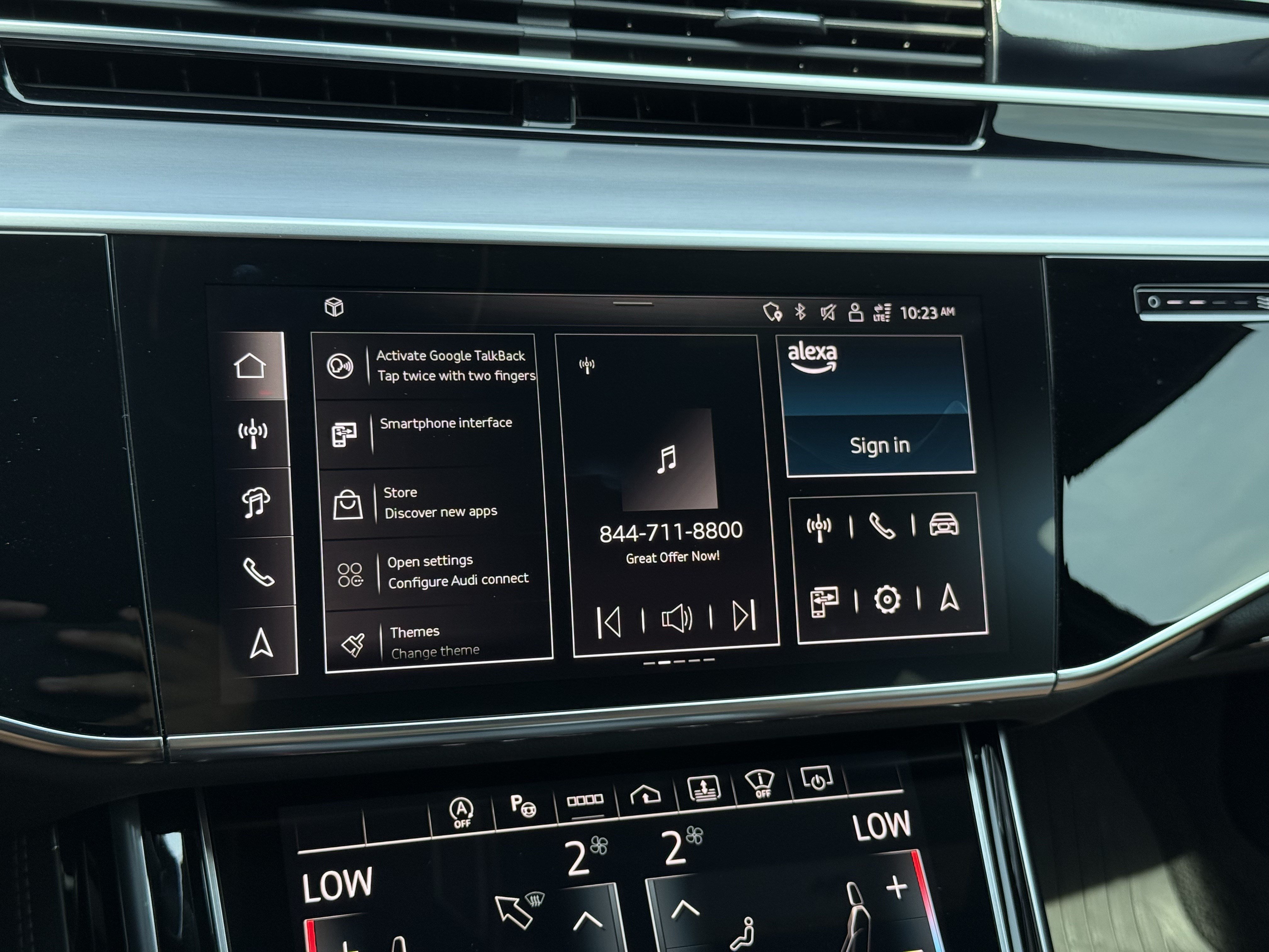 Used 2024 Audi S8 AWD/4WD image 22