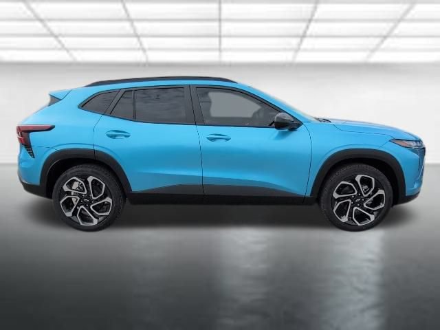 New 2026 Chevrolet Trax RS w/ Sunroof Package FWD image 31