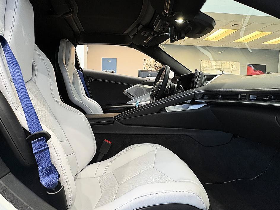 Used 2026 Chevrolet Corvette Z06 RWD image 10