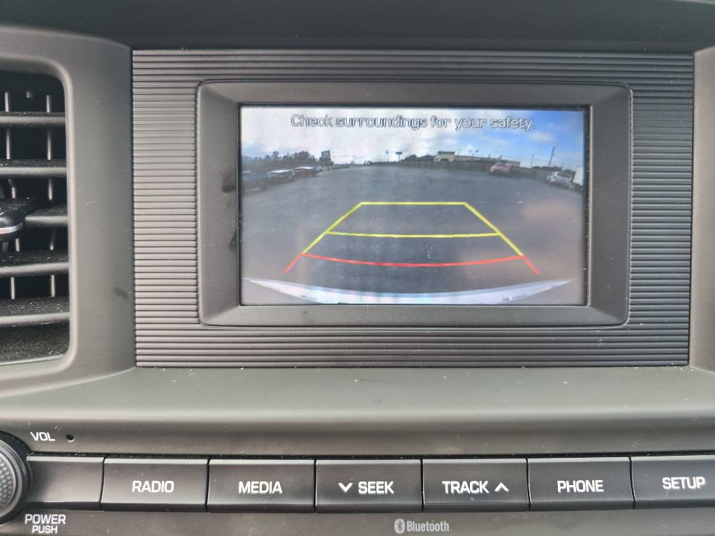 Used 2019 Hyundai Elantra SE image 20