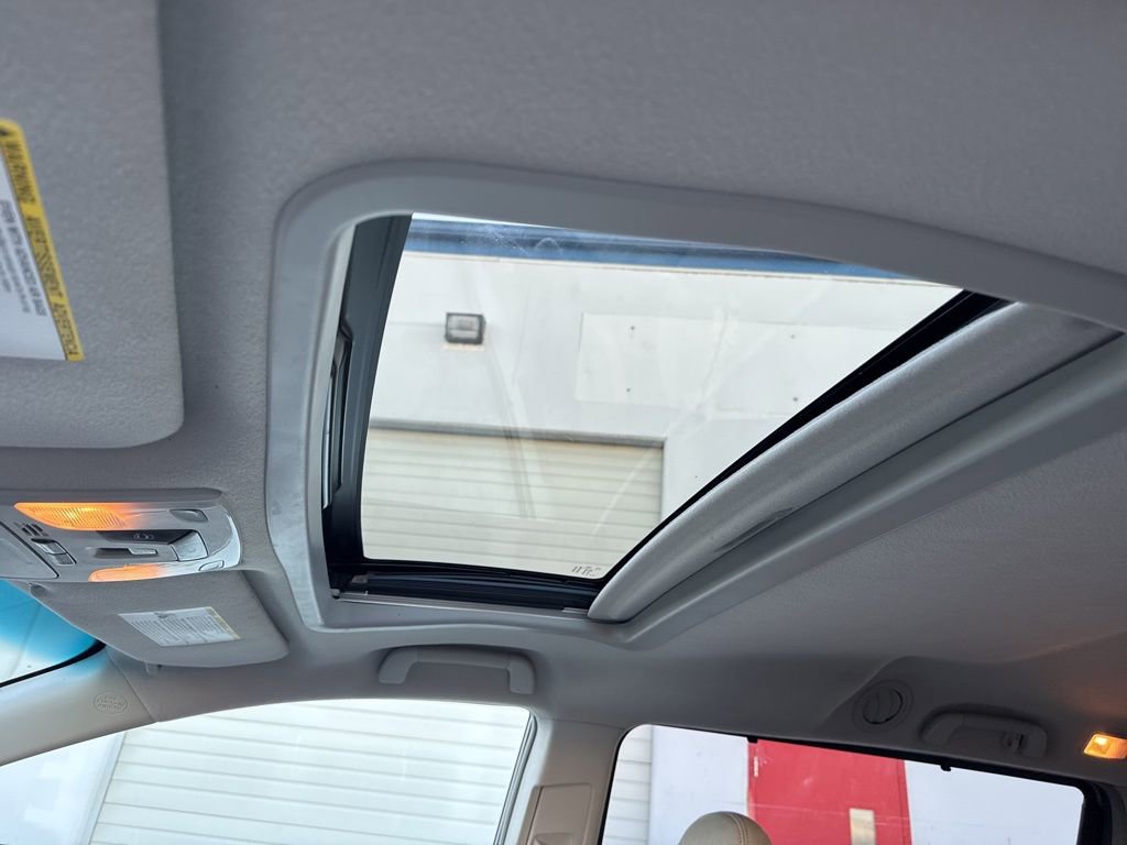 Used 2012 Toyota Sienna XLE image 52