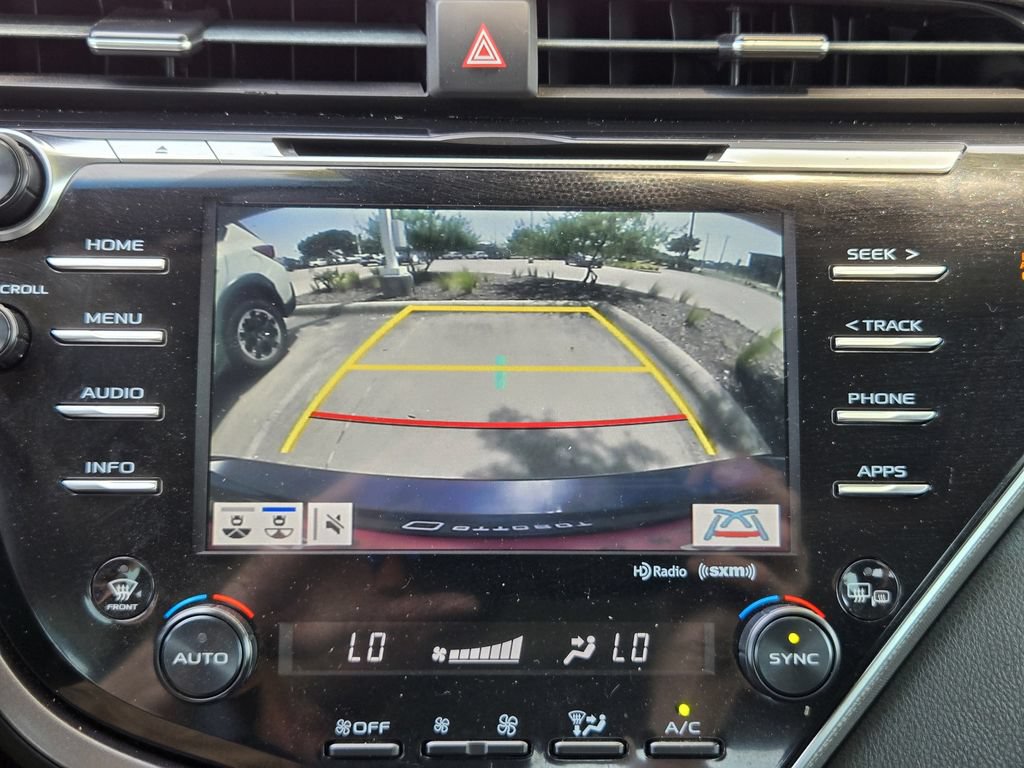 Used 2018 Toyota Camry SE w/ Audio Package FWD image 14