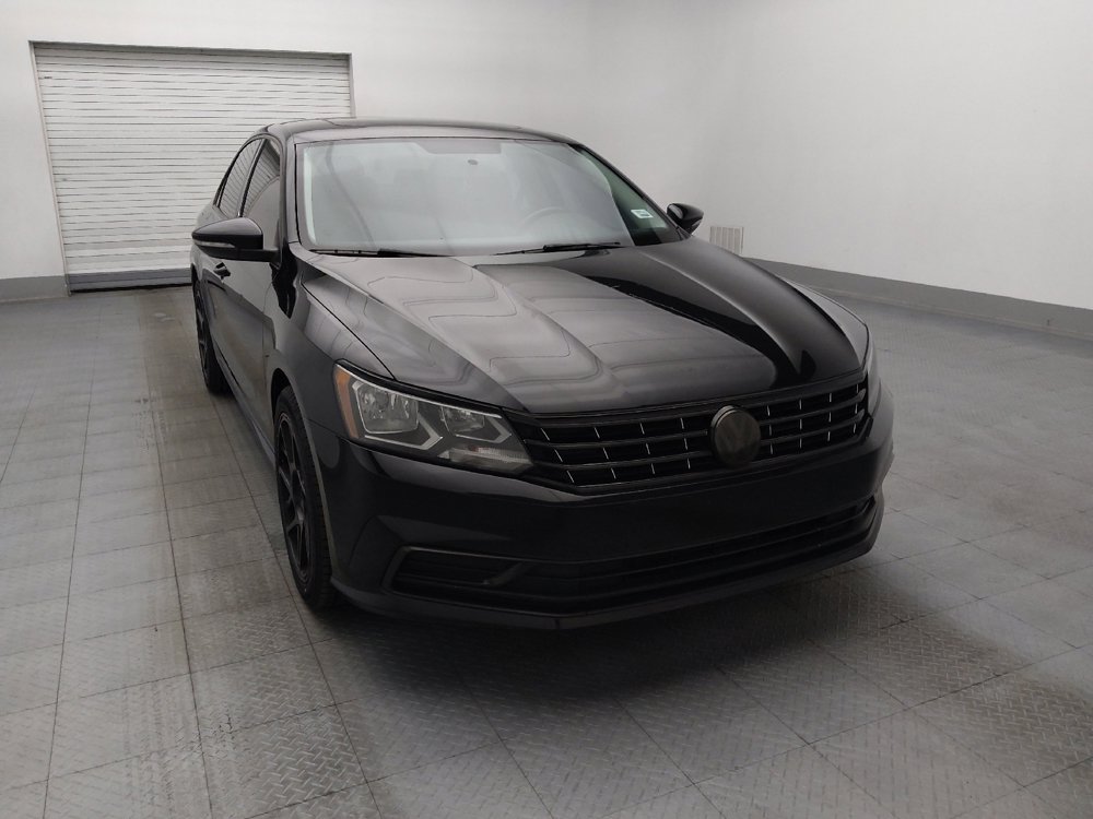 Used 2019 Volkswagen Passat 2.0T Wolfsburg w/ Wheels & Sunroof Package FWD image 14