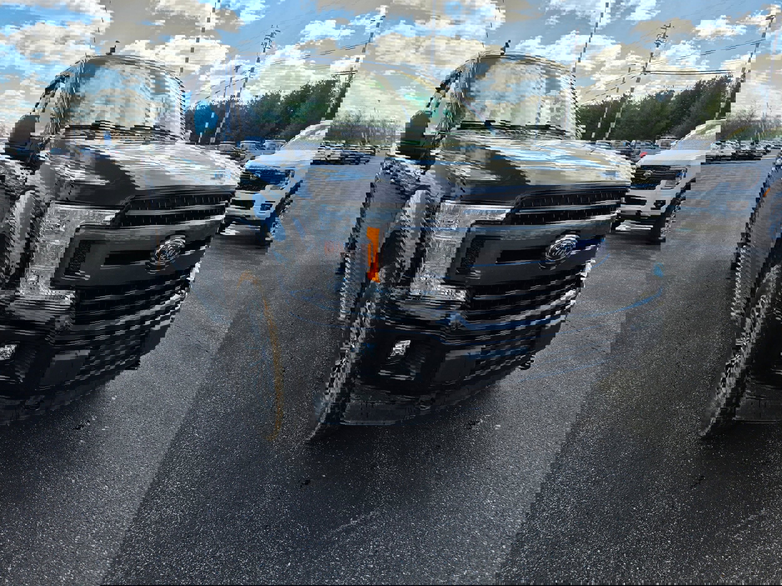 Used 2018 Ford F150 XLT w/ Equipment Group 301A Mid image 5