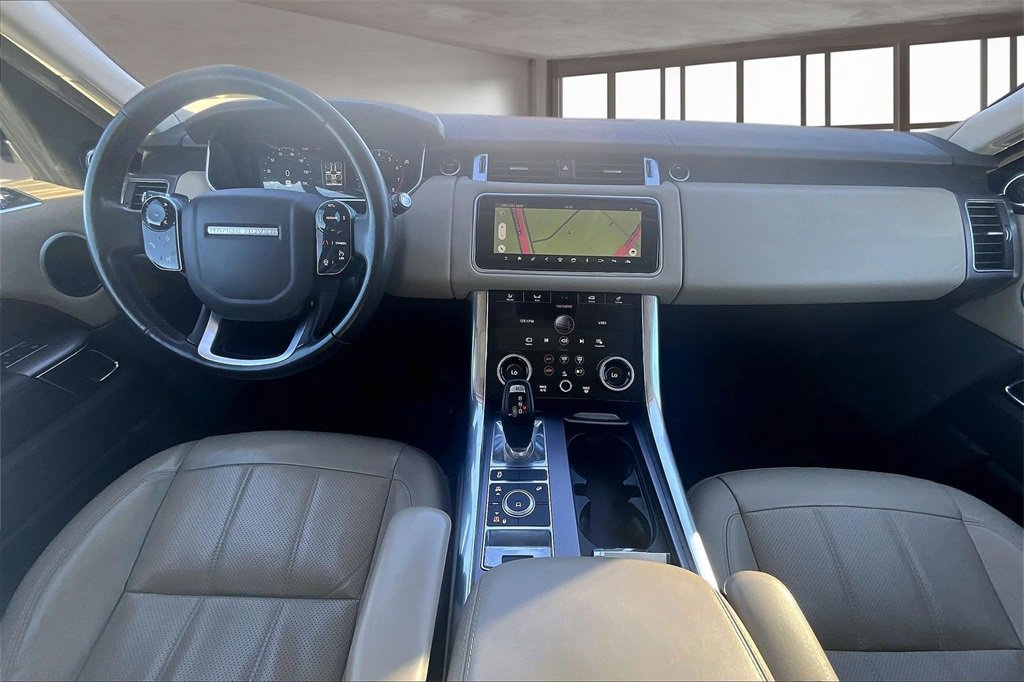 Used 2018 Land Rover Range Rover Sport HSE image 15