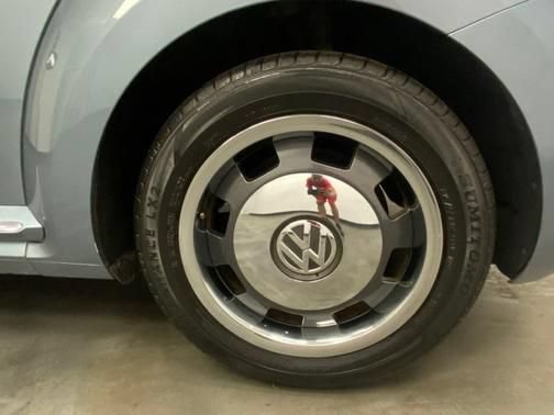 Used 2016 Volkswagen Beetle 1.8T Denim FWD image 18