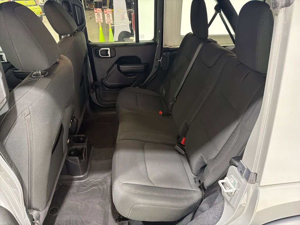 Used 2022 Jeep Wrangler Unlimited Sport image 22
