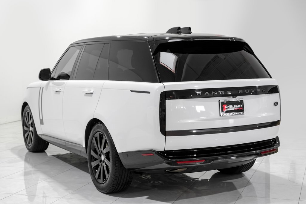 Used 2023 Land Rover Range Rover SE image 10