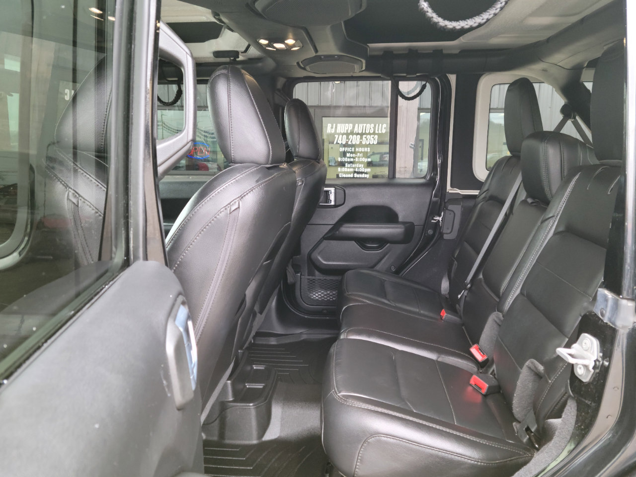 Used 2021 Jeep Wrangler Unlimited Sahara image 17