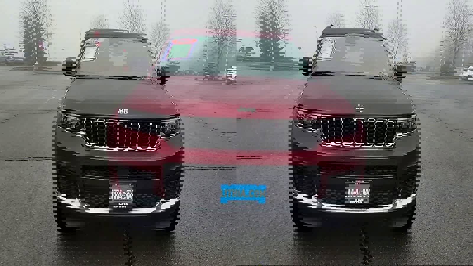 Used 2024 Jeep Grand Cherokee L Laredo w/ Luxury Tech Group I image 3