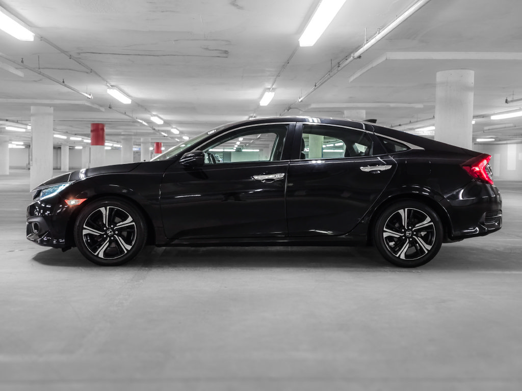 Used 2016 Honda Civic Touring image 13