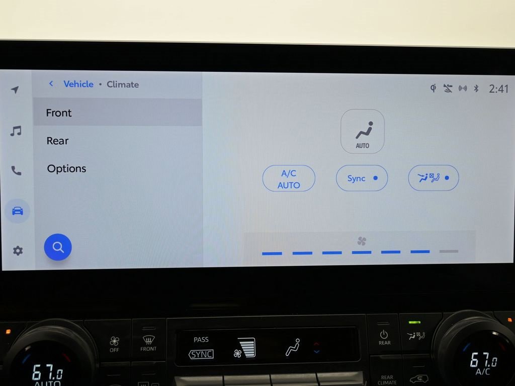 Used 2024 Toyota Grand Highlander XLE image 25