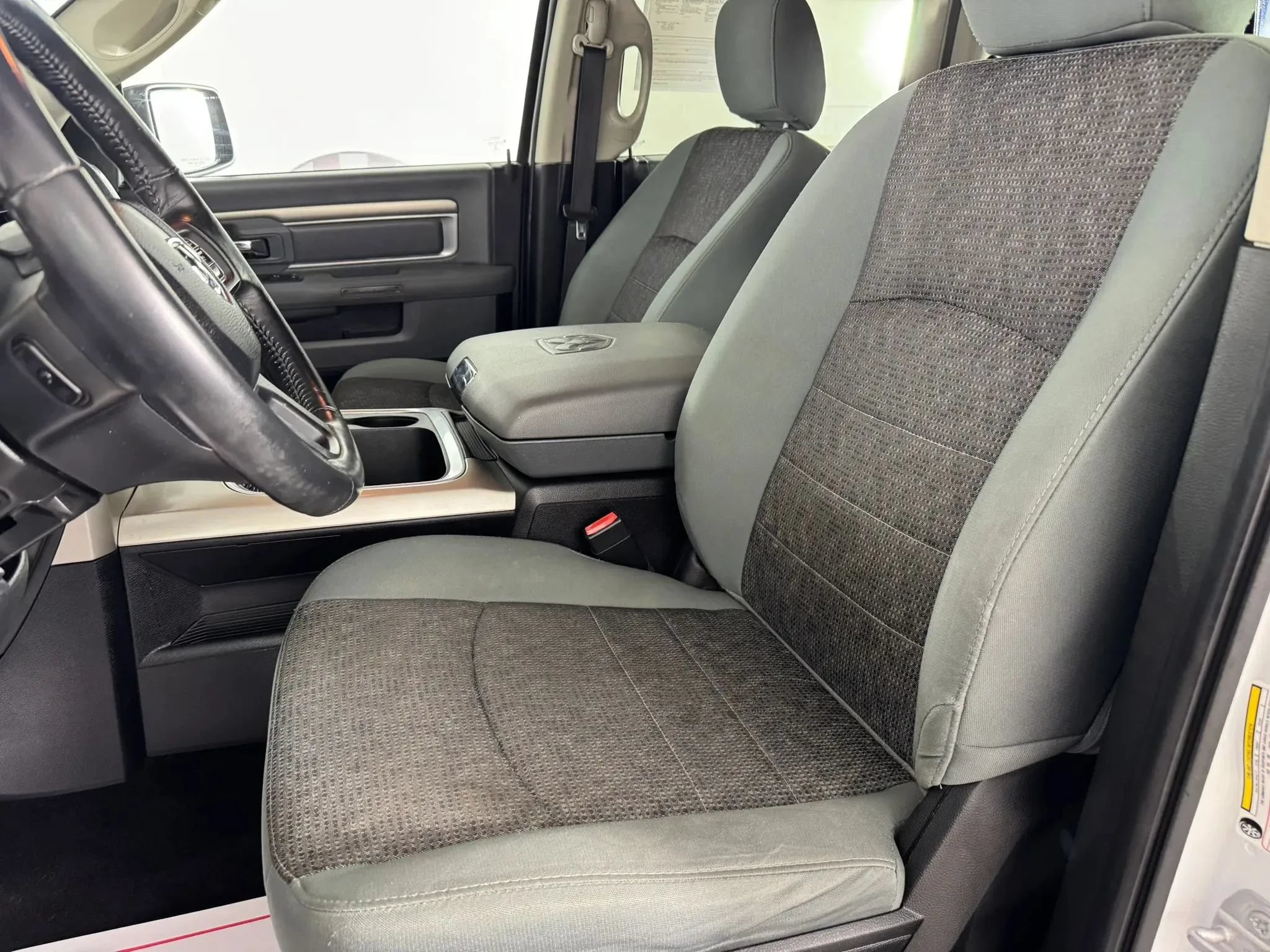 Used 2016 RAM 1500 Big Horn AWD/4WD image 30