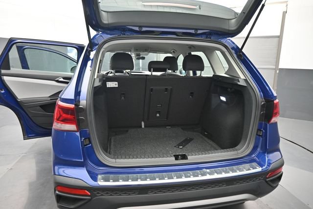 Used 2024 Volkswagen Taos S FWD image 8