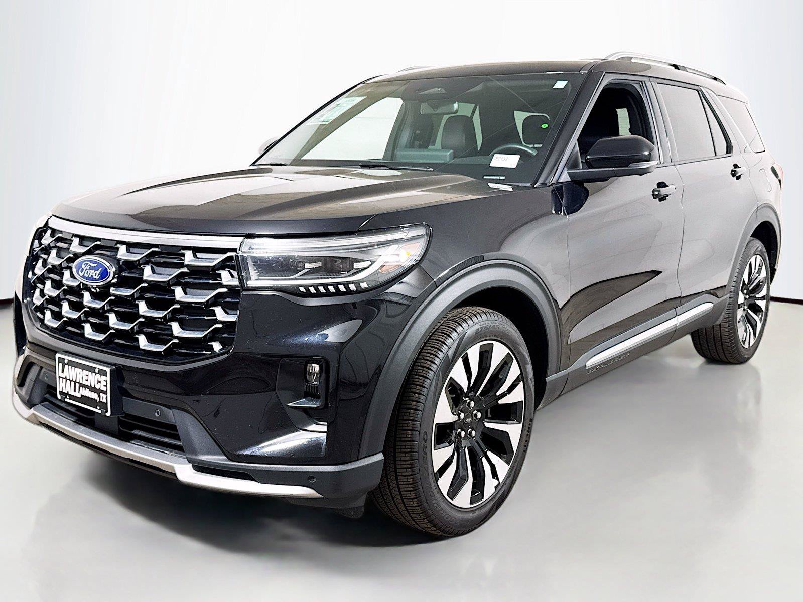 Used 2025 Ford Explorer Platinum AWD/4WD image 1