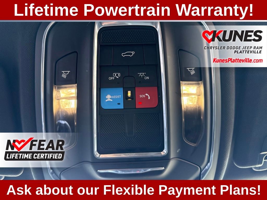 Used 2024 Jeep Grand Cherokee Altitude AWD/4WD image 23