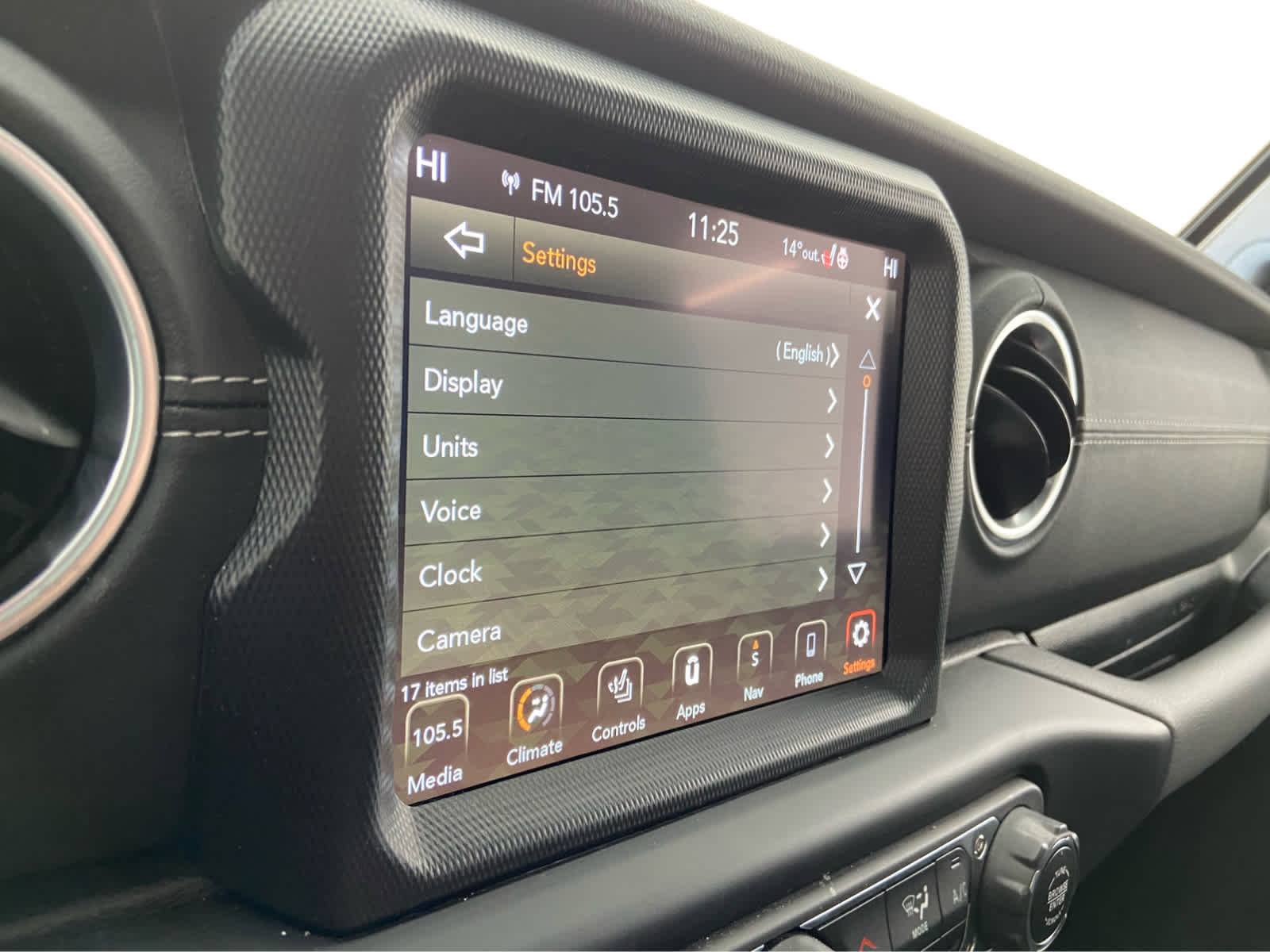 Used 2023 Jeep Wrangler Sahara w/ Cold Weather Group image 30