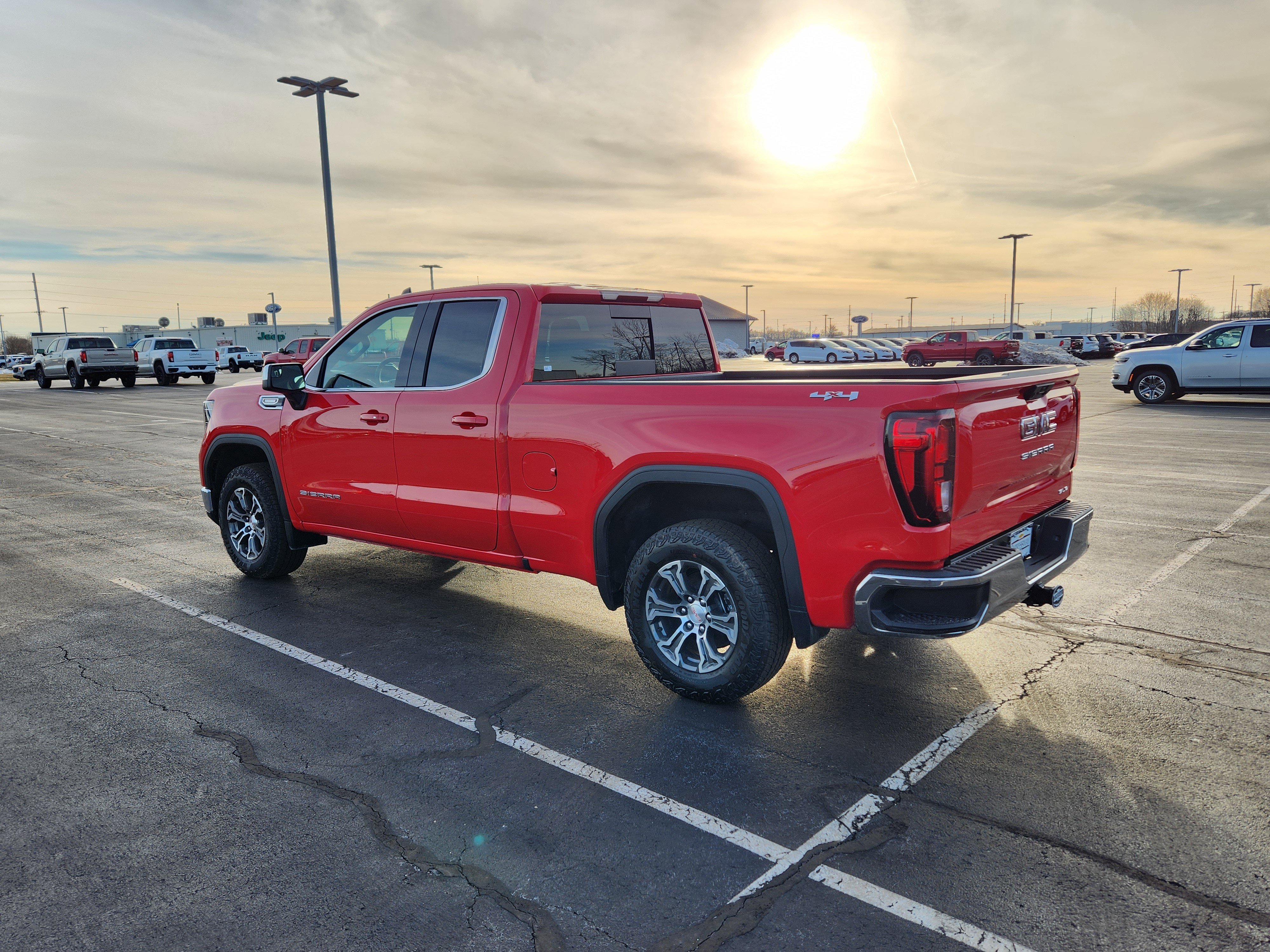 New 2026 GMC Sierra 1500 SLE w/ Preferred Package image 3