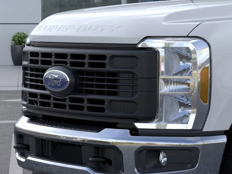 New 2026 Ford F250 XL w/ XL Chrome Package image 17