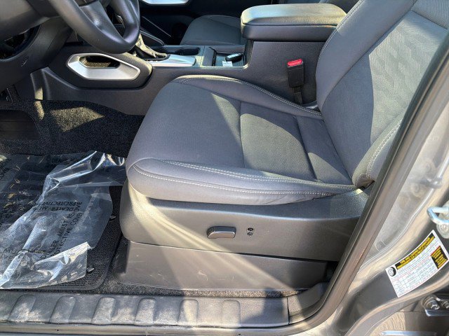 Used 2023 Nissan Frontier SV w/ Technology Package image 13