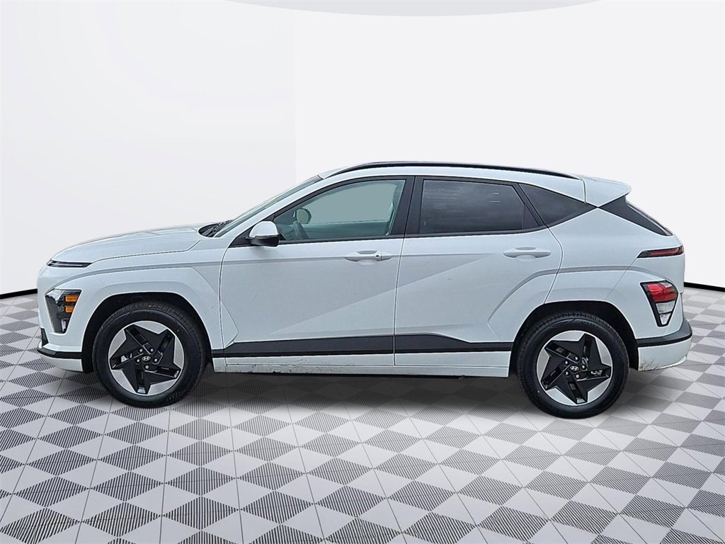 Certified 2024 Hyundai Kona SEL image 3