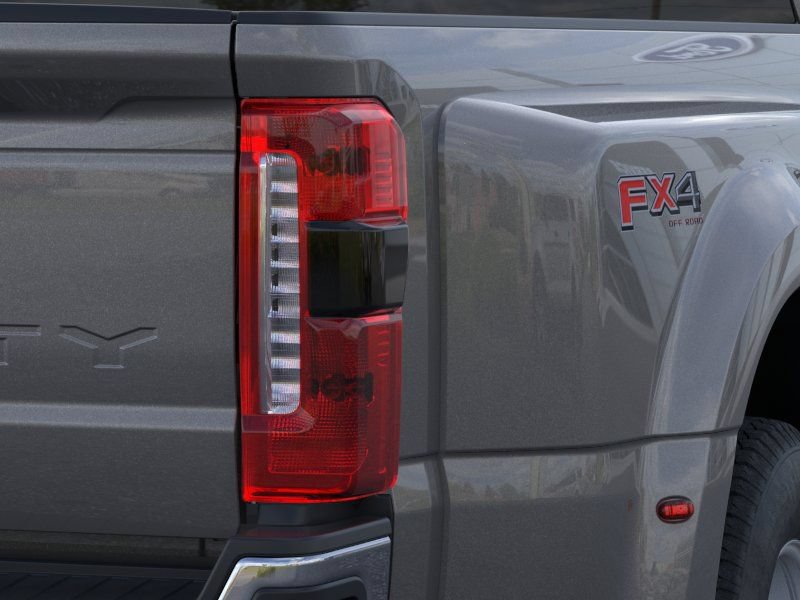 New 2026 Ford F350 XLT w/ XLT Premium Package AWD/4WD image 21