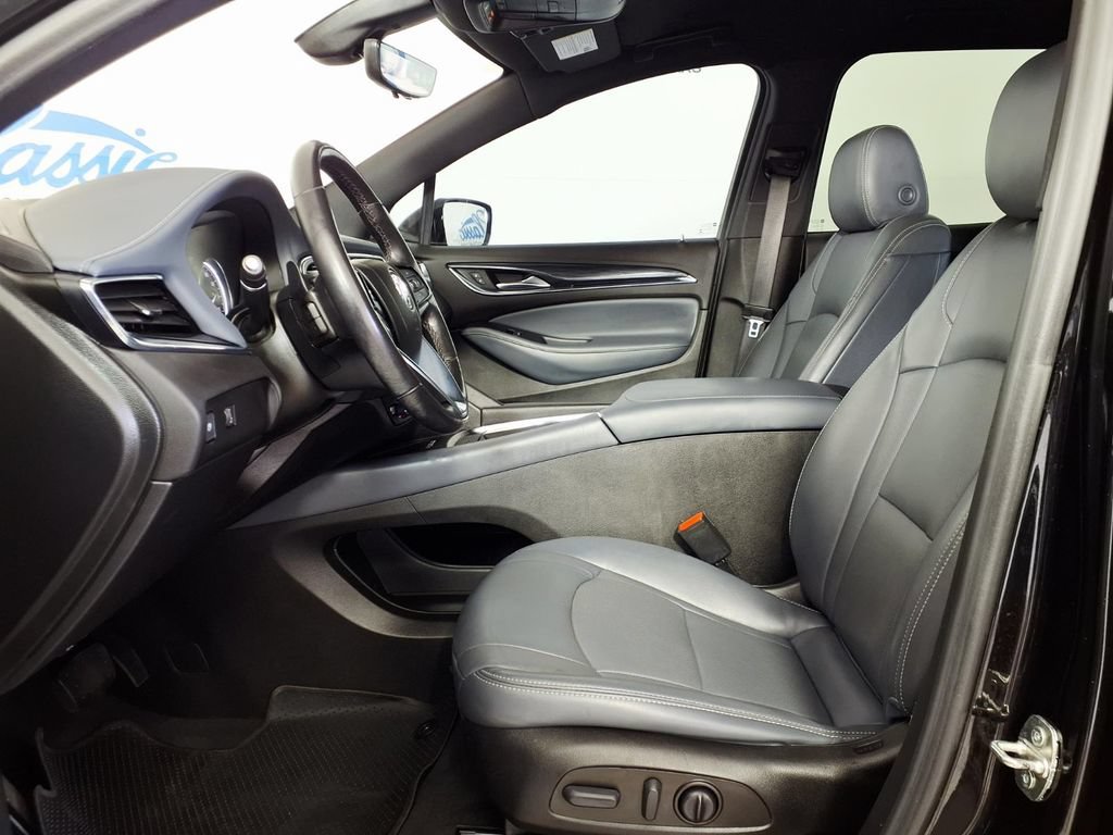 Used 2022 Buick Enclave Essence w/ Sport Touring Edition FWD image 7