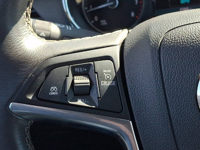 Used 2020 Buick Encore Preferred w/ Safety Package FWD image 20