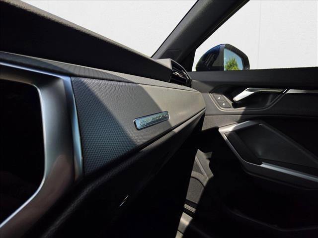 New 2025 Audi Q3 2.0T Premium w/ Convenience Package image 28