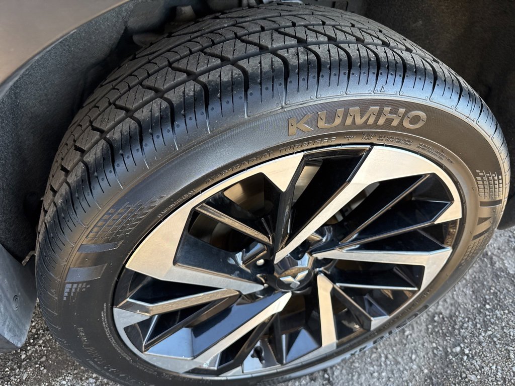 Used 2024 Mitsubishi Outlander SE image 11